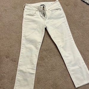 American eagle white crop jeans